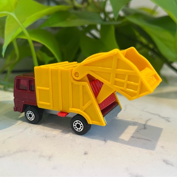 🎈2/$30 - Vtg MATCHBOX Superfast No. 36 REFUSE TRUCK. (c) 1979. - Picture 4 of 8